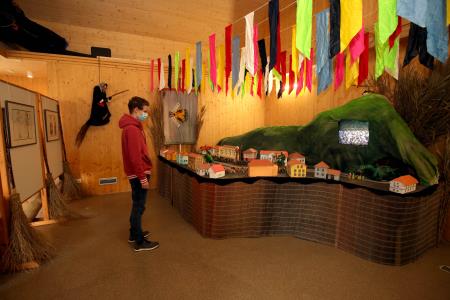 PUST RAZSTAVA 08 FOTO LJUBO VUKELIČ